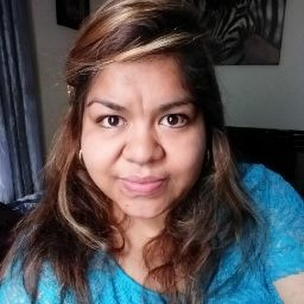 Meet your Posher, Kenia